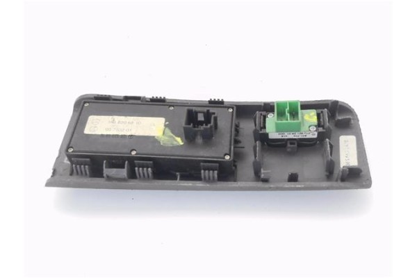 Recambio de mando elevalunas delantero izquierdo para mercedes-benz clase a (bm 168) 1.6 140 (168.031) referencia OEM IAM 168820