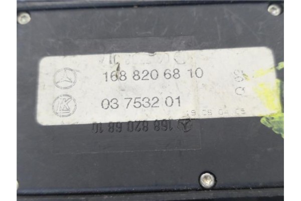 Recambio de mando elevalunas delantero izquierdo para mercedes-benz clase a (bm 168) 1.6 140 (168.031) referencia OEM IAM 168820