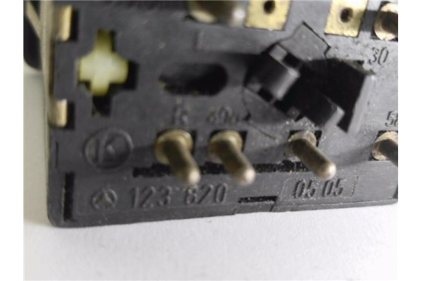 Recambio de interruptor luces emergencia para mercedes-benz lim./ coupe (bm 123) 2.0 200 (69kw) referencia OEM IAM 1238200505  