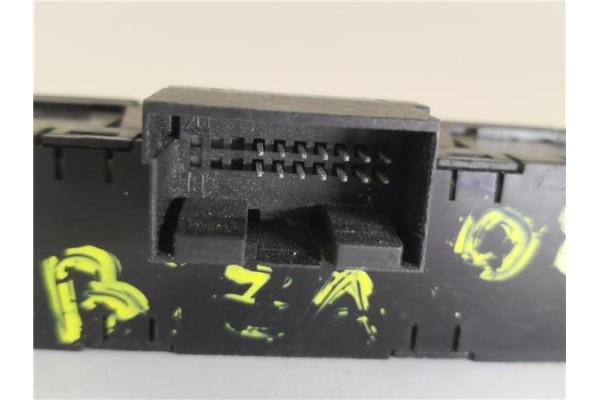 Recambio de mando multifuncion para seat ibiza berlina (6j5) 1.4 ecomotive referencia OEM IAM 6J0927137T  