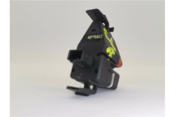 Recambio de interruptor luces emergencia para mercedes-benz clase a (bm 168) 1.4 140 (168.031) referencia OEM IAM A1688201210  