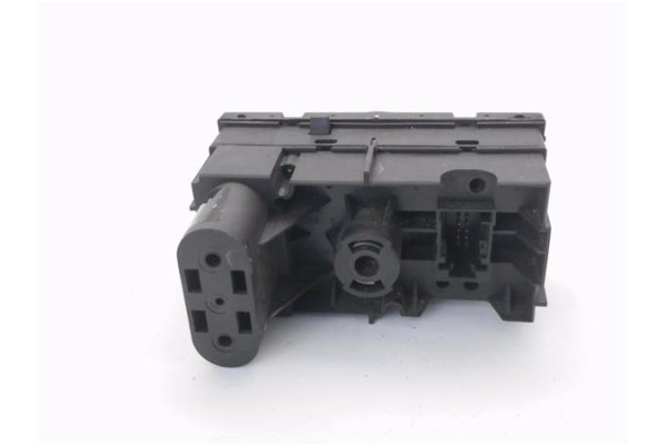 Recambio de conmutador luces para opel astra h berlina 1.7 cosmo referencia OEM IAM 13100128  