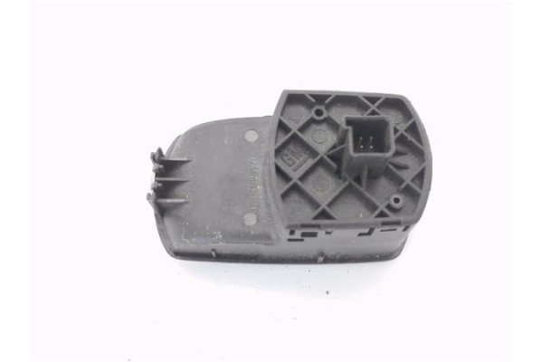 Recambio de mando elevalunas delantero derecho para opel corsa d 1.2 catch me referencia OEM IAM 13189333  