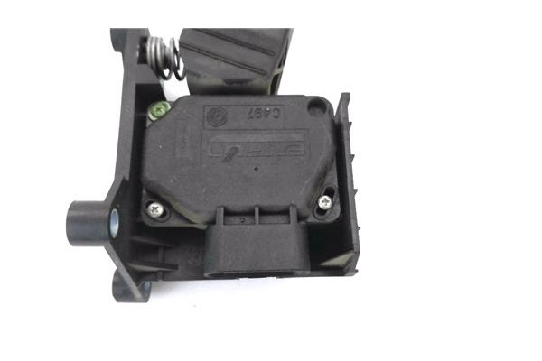 Recambio de potenciometro pedal gas para fiat ii panda (169) 1.2 referencia OEM IAM 13411C  