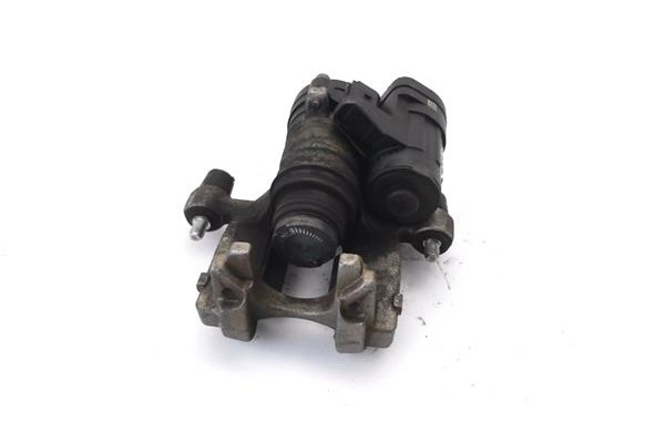Recambio de pinza freno trasero derecha para seat ateca (khp) 1.5 style referencia OEM IAM 5Q0615406  