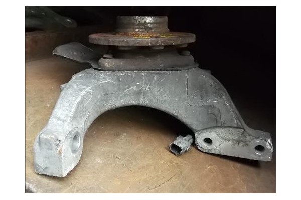 Recambio de mangueta delantero izquierda para opel signum 1.6 básico referencia OEM IAM   