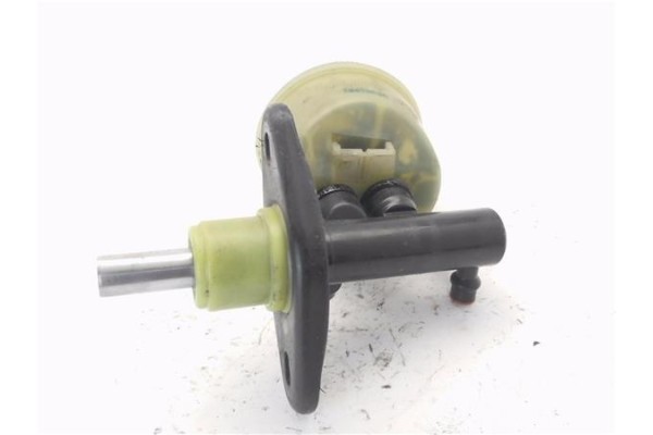 Recambio de bomba freno para nissan vanette cargo (hc23) 2.3 d referencia OEM IAM 74470892  