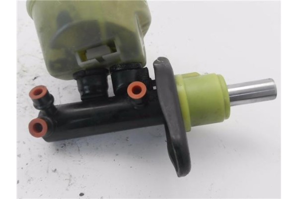Recambio de bomba freno para nissan vanette cargo (hc23) 2.3 d referencia OEM IAM 74470892  