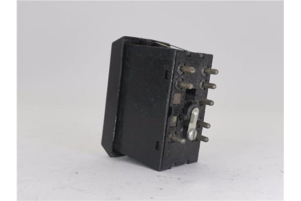 Recambio de interruptor luces emergencia para mercedes-benz clase s (bm 126) berl./coupe 2.6 se 260 referencia OEM IAM 001821795