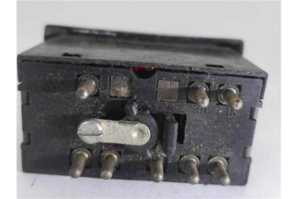 Recambio de interruptor luces emergencia para mercedes-benz clase s (bm 126) berl./coupe 2.6 se 260 referencia OEM IAM 001821795