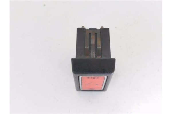 Recambio de interruptor luces emergencia para mercedes-benz clase s (bm 126) berl./coupe 2.6 se 260 referencia OEM IAM 001821795