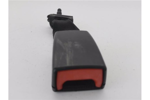 Recambio de anclaje cinturon trasero central para fiat punto / grande punto (199) 1.4 referencia OEM IAM 7355017730 617780100A 