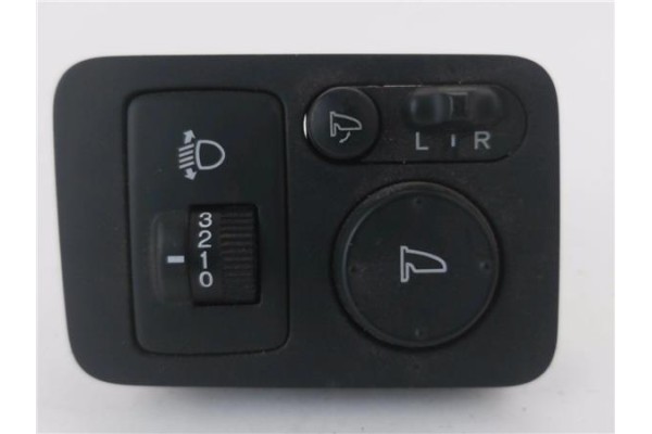 Recambio de interruptor regulacion altura faros para honda cr-v iii 2.0 i referencia OEM IAM M31062 M33212 