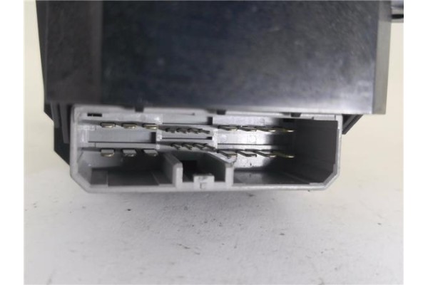 Recambio de mando elevalunas delantero izquierdo para honda cr-v iii 2.0 i referencia OEM IAM F000250A C8HHW4G0 