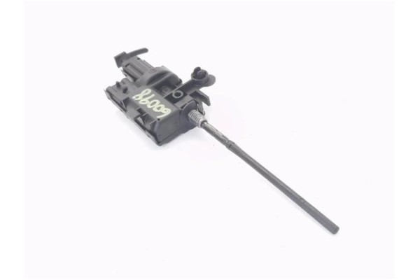 Recambio de motor apertura deposito combustible para renault grand scénic iii (jz0/1_) 1.5 dci referencia OEM IAM 8200312800D  