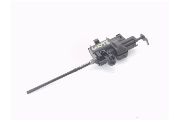 Recambio de motor apertura deposito combustible para renault grand scénic iii (jz0/1_) 1.5 dci referencia OEM IAM 8200312800D  