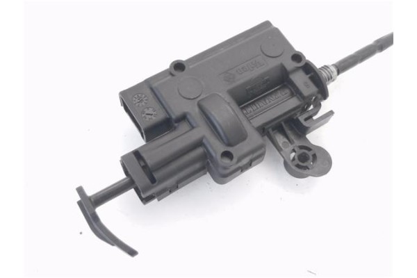 Recambio de motor apertura deposito combustible para renault grand scénic iii (jz0/1_) 1.5 dci referencia OEM IAM 8200312800D  