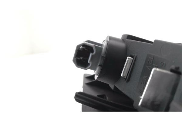 Recambio de luz central de freno para honda cr-v iii 2.0 i referencia OEM IAM P6939  