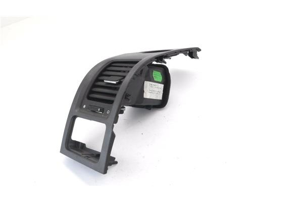 Recambio de rejilla entrada de aire para honda cr-v iii 2.0 i referencia OEM IAM 77620SWA  