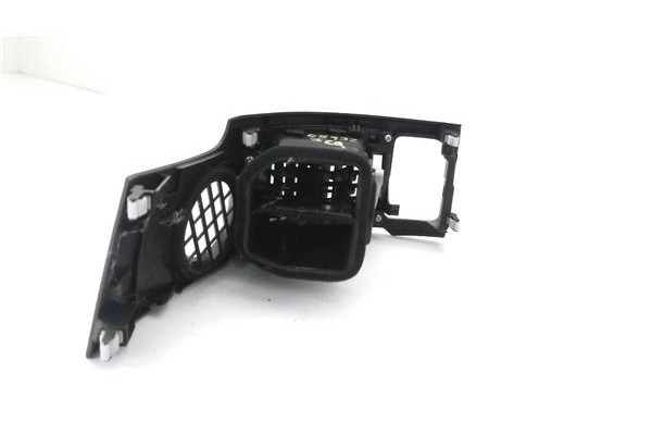 Recambio de rejilla entrada de aire para honda cr-v iii 2.0 i referencia OEM IAM 77620SWA  