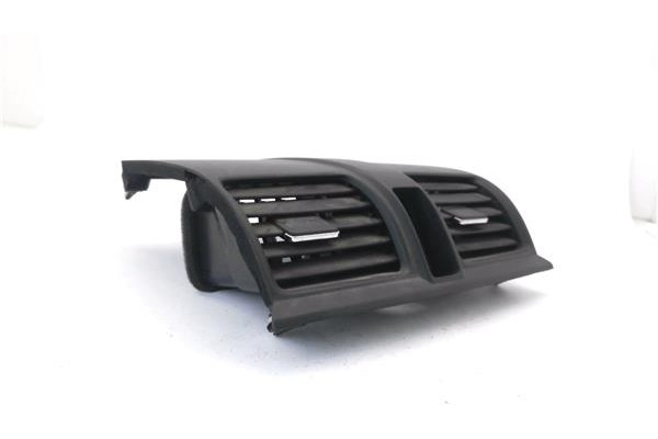 Recambio de rejilla entrada de aire para honda cr-v iii 2.0 i referencia OEM IAM 77610SWAAO  