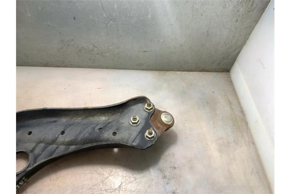 Recambio de brazo inferior delantero izquierdo para seat ibiza berlina (6j5) 1.2 referencia OEM IAM 6R0407151F 110049410 6R04071
