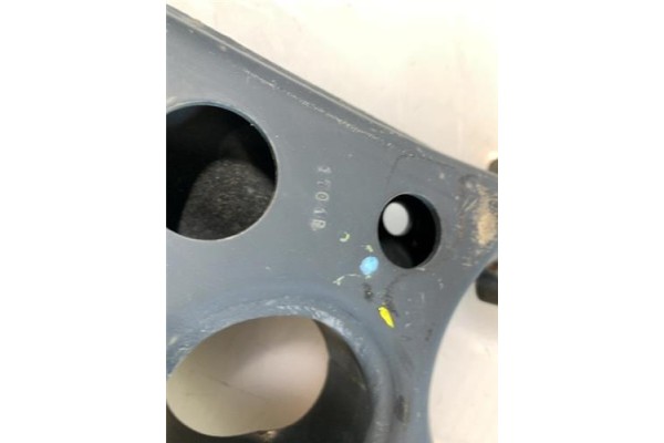 Recambio de brazo inferior delantero derecho para toyota c-hr (x10) 2.0 hibrido referencia OEM IAM 4806810130 BCA7785 4333009631