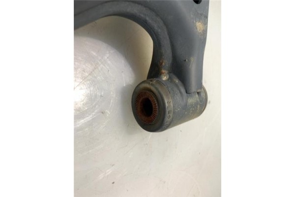 Recambio de brazo inferior delantero derecho para toyota c-hr (x10) 2.0 hibrido referencia OEM IAM 4806810130 BCA7785 4333009631