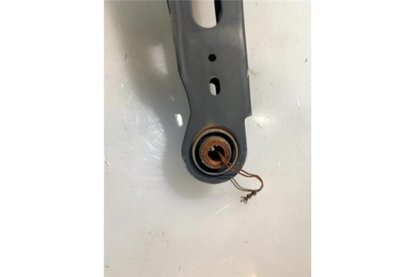 Recambio de brazo inferior trasero izquierdo para toyota c-hr (x10) 2.0 hibrido referencia OEM IAM 48730F4010  