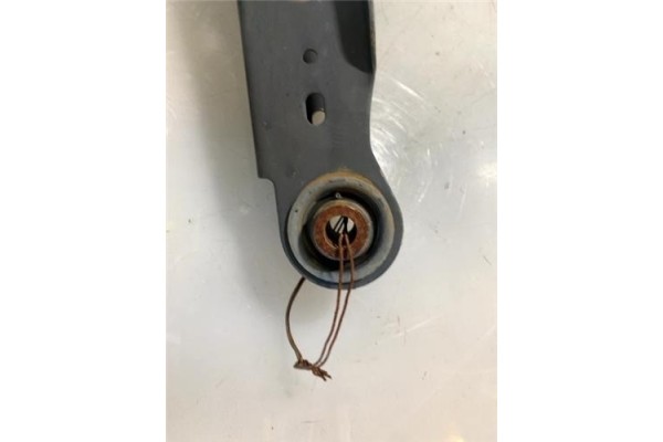 Recambio de brazo inferior trasero izquierdo para toyota c-hr (x10) 2.0 hibrido referencia OEM IAM 48730F4010  