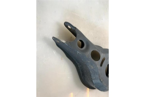 Recambio de brazo inferior trasero izquierdo para toyota c-hr (x10) 2.0 hibrido referencia OEM IAM 48730F4010  