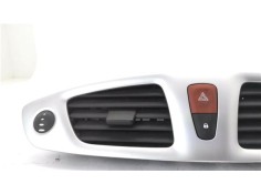 Recambio de rejilla entrada de aire para renault grand scénic iii (jz0/1_) 1.5 dci referencia OEM IAM 682600036R 682605284R 
