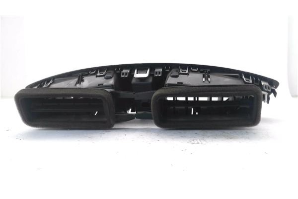 Recambio de rejilla entrada de aire para renault grand scénic iii (jz0/1_) 1.5 dci referencia OEM IAM 682600036R 682605284R 
