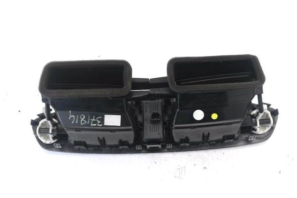 Recambio de rejilla entrada de aire para renault grand scénic iii (jz0/1_) 1.5 dci referencia OEM IAM 682600036R 682605284R 