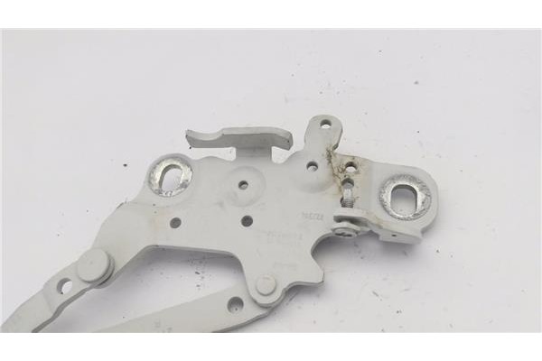 Recambio de bisagra capo derecha para bmw serie 1 berlina 5p (f20) 2.0 116d referencia OEM IAM 13989610  