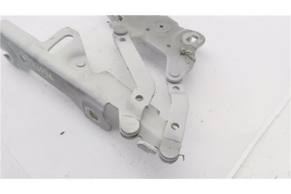 Recambio de bisagra capo derecha para bmw serie 1 berlina 5p (f20) 2.0 116d referencia OEM IAM 13989610  