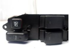 Recambio de mando elevalunas para toyota corolla (e12) 2.0 d-4d referencia OEM IAM 37073C311A05  
