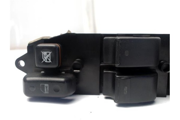 Recambio de mando elevalunas para toyota corolla (e12) 2.0 d-4d referencia OEM IAM 37073C311A05  
