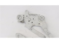 Recambio de bisagra capo izquierda para bmw serie 1 berlina 5p (f20) 2.0 116d referencia OEM IAM 13989610 7336699 