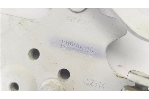 Recambio de bisagra capo izquierda para bmw serie 1 berlina 5p (f20) 2.0 116d referencia OEM IAM 13989610 7336699 
