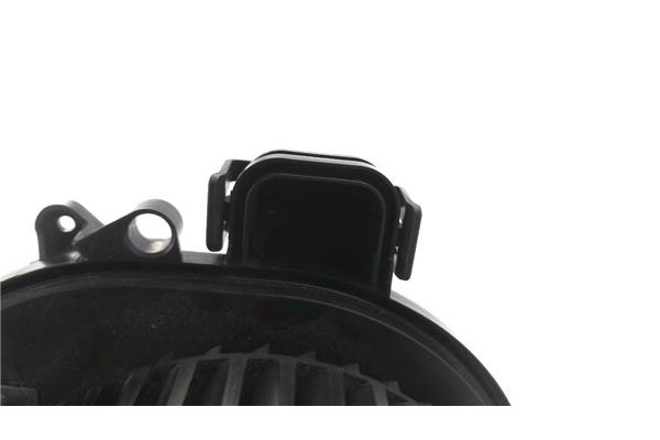 Recambio de motor calefaccion para bmw serie 1 berlina 5p (f20) 2.0 116d referencia OEM IAM T958225 931991901 