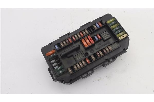 Recambio de caja fusibles/rele para bmw serie 1 berlina 5p (f20) 2.0 116d referencia OEM IAM 933787901 28062014 