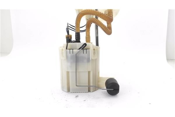 Recambio de bomba combustible para bmw serie 1 berlina 5p (f20) 2.0 116d referencia OEM IAM 724397211 580204019 