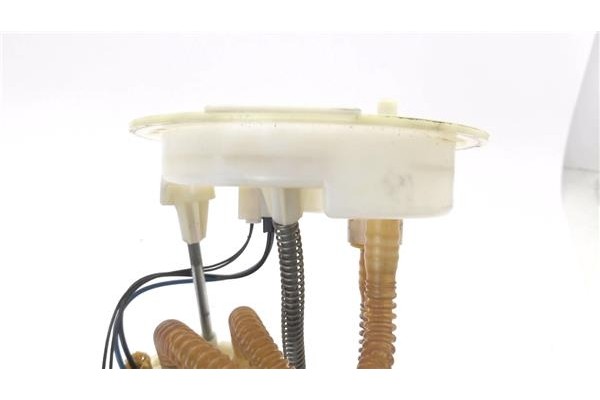 Recambio de bomba combustible para bmw serie 1 berlina 5p (f20) 2.0 116d referencia OEM IAM 724397211 580204019 