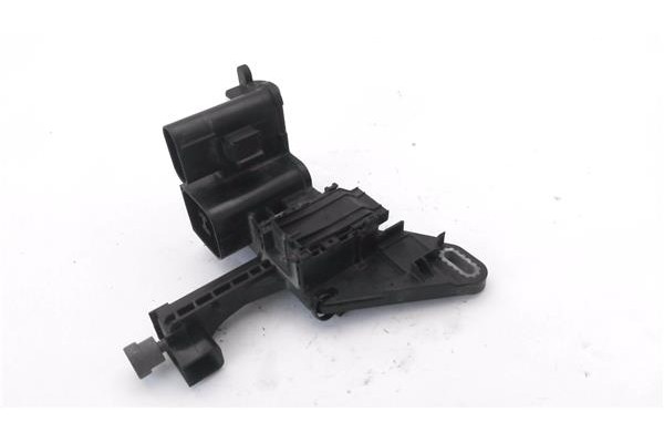Recambio de centralita encendido para bmw serie 1 berlina 5p (f20) 2.0 116d referencia OEM IAM V5929615001  