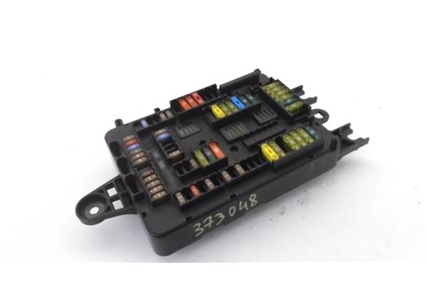 Recambio de caja fusibles/rele para bmw serie 1 berlina 5p (f20) 2.0 116d referencia OEM IAM 933788001 25062014 