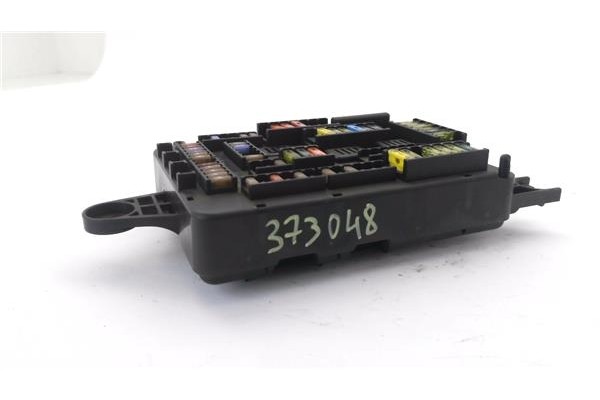 Recambio de caja fusibles/rele para bmw serie 1 berlina 5p (f20) 2.0 116d referencia OEM IAM 933788001 25062014 