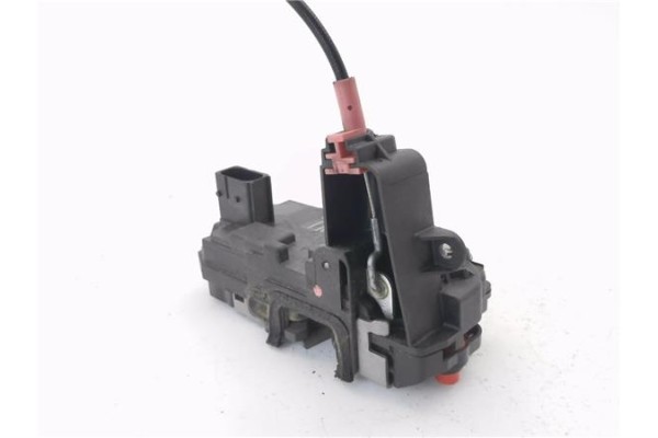 Recambio de cierre electromagnetico trasero izquierdo para opel zafira 1.9 cdti referencia OEM IAM 133231  