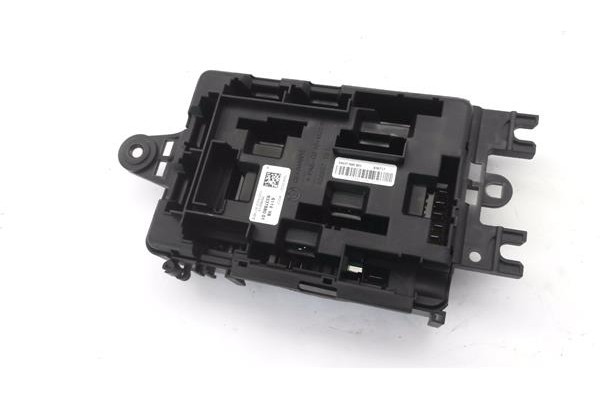 Recambio de caja fusibles/rele para bmw serie 1 berlina 5p (f20) 2.0 116d referencia OEM IAM 933788001 25062014 