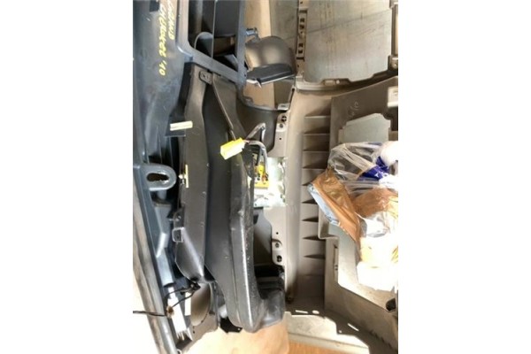 Recambio de kit airbag para jeep grand cherokee (wh) 3.0 crd overland referencia OEM IAM 04606938AD P1CE761J3AA 